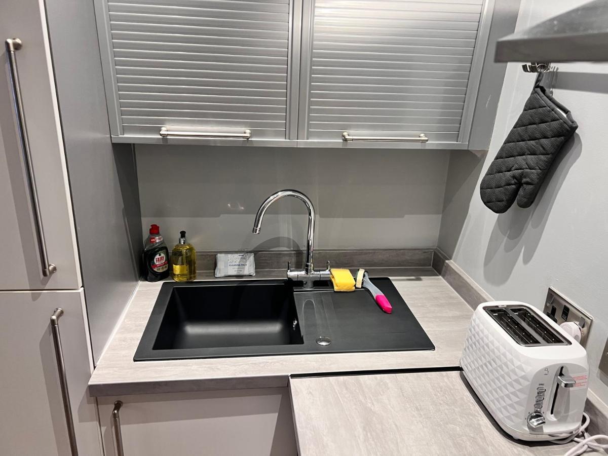 Stunning Liverpool City Center Apartment Экстерьер фото